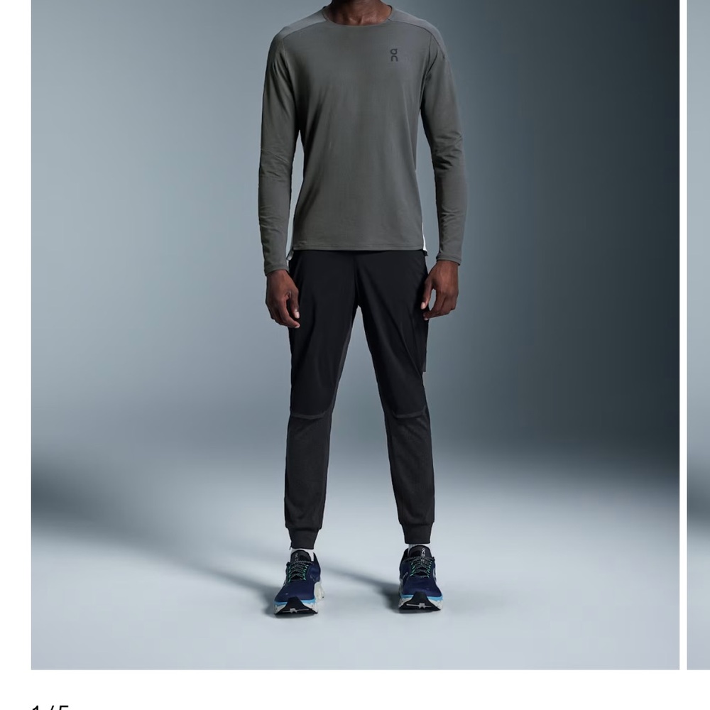 On Men’s weather running pants